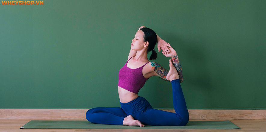 Bạn có thể thử các tư thế đòi hỏi sự linh hoạt hơn, chẳng hạn như tư thế chim bồ câu trong yoga, khi bạn đã quen với nó. Đây là tư thế có thể giúp bạn mở...