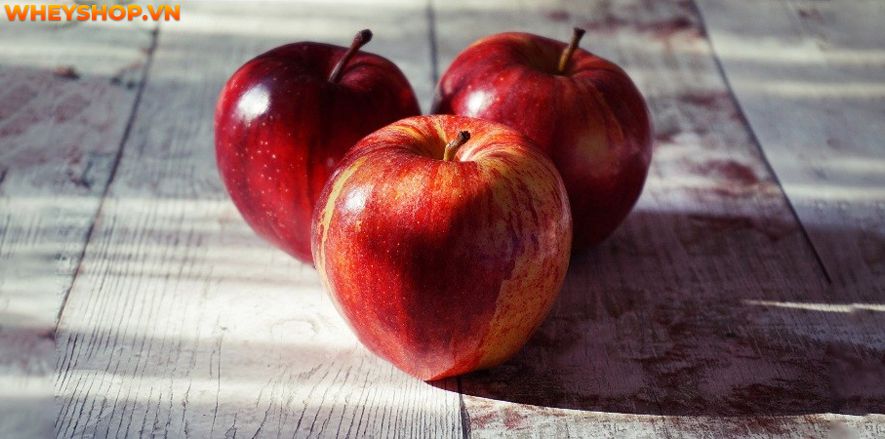 Nếu bạn đang băn khoăn một quả táo bao nhiêu calo thì hãy cùng WheyShop tìm hiểu chi tiết qua bài viết ngay sau đây...