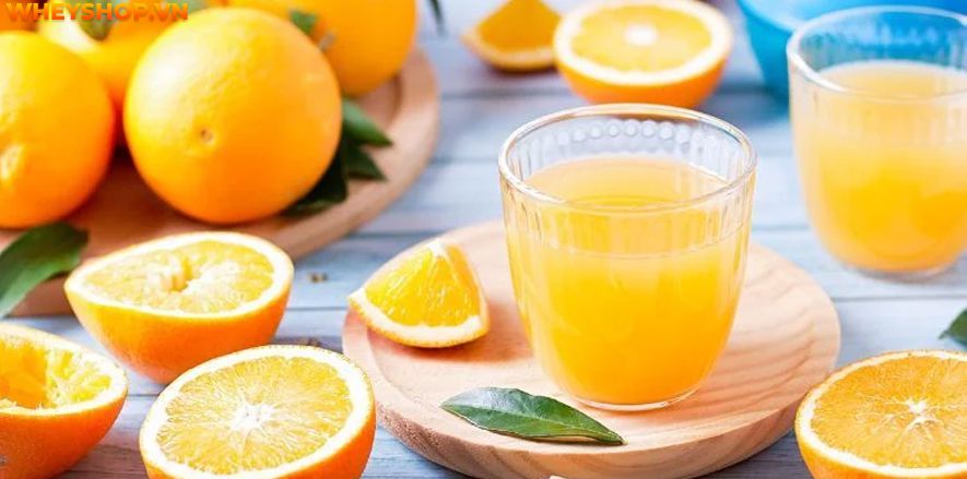 Uống nước cam mỗi ngày là một trong những thức uống detox được nhiều người ưa chuộng. Nhưng thực sự uống nước cam có giảm cân không ? Và uống như thế nào,...Uống nước cam mỗi ngày là một trong những thức uống detox được nhiều người ưa chuộng. Nhưng thực sự uống nước cam có giảm cân không ? Và uống như thế nào,...
